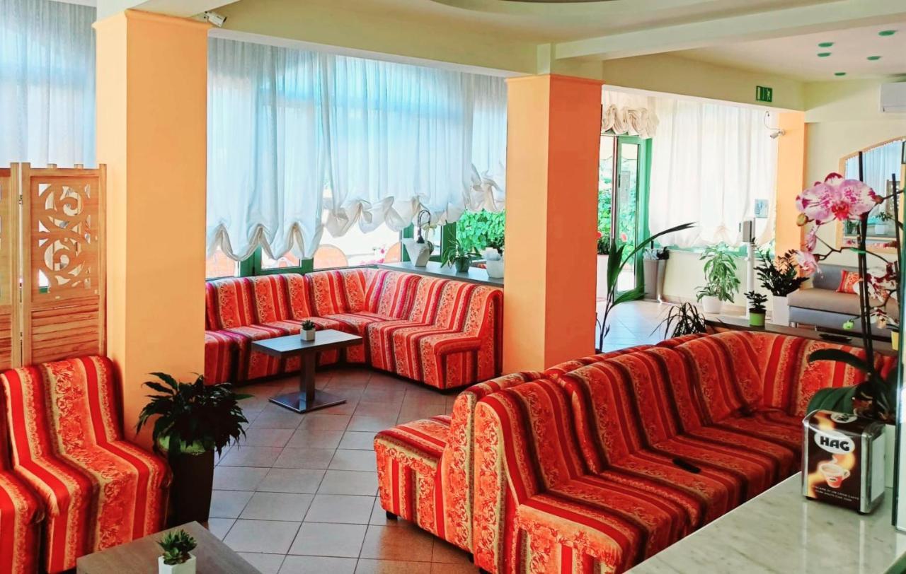 Costa Del Sole Only Room Milano Marittima Exterior foto