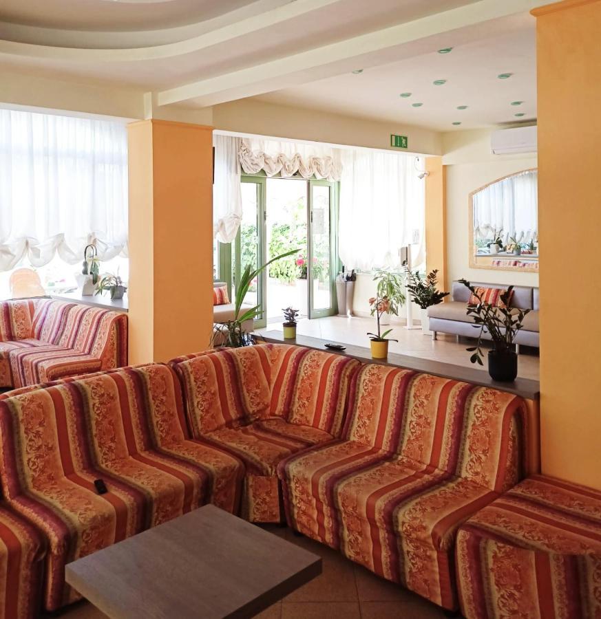 Costa Del Sole Only Room Milano Marittima Exterior foto