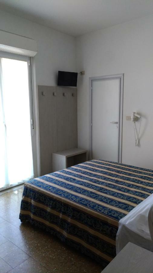 Costa Del Sole Only Room Milano Marittima Exterior foto